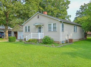 811 W Green St, Mascoutah, IL