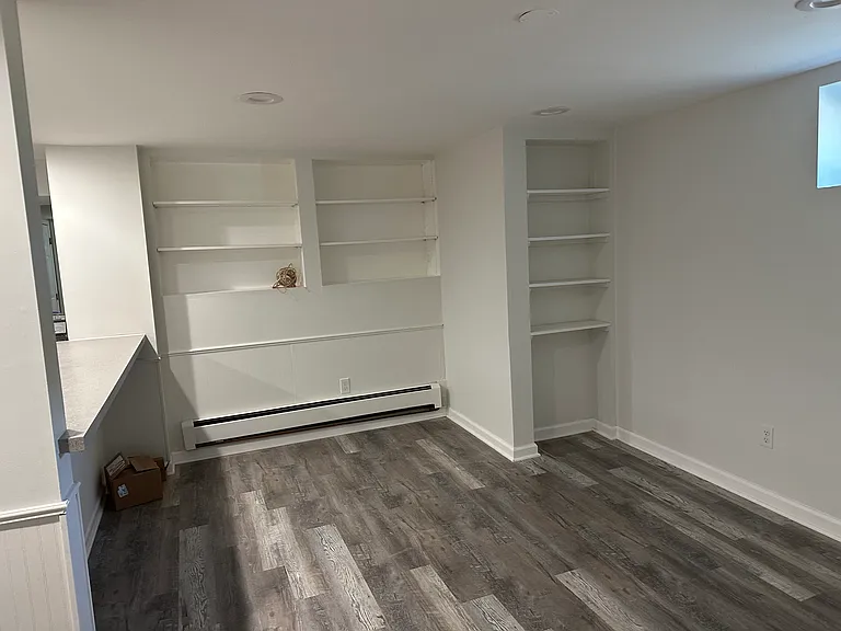 430 Downer St — Photo 3