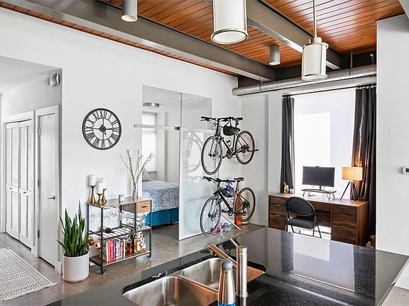 4th image of 2205 N Lamar Blvd Unit 221