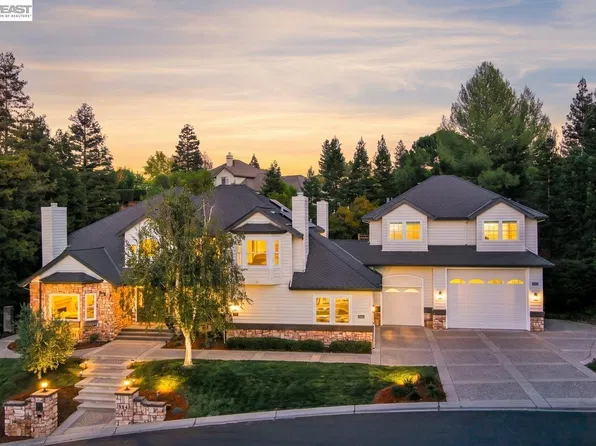 984 Gray Fox Cir, Pleasanton, CA 94566