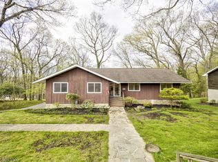 30 Edgewood Ter, Dover, NJ 07801