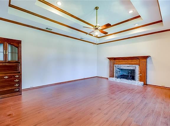 3rd image of 2408 Dunwick Dr