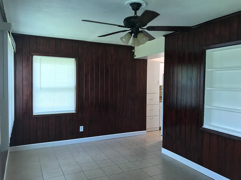 2930 Atlanta Ave — Photo 4