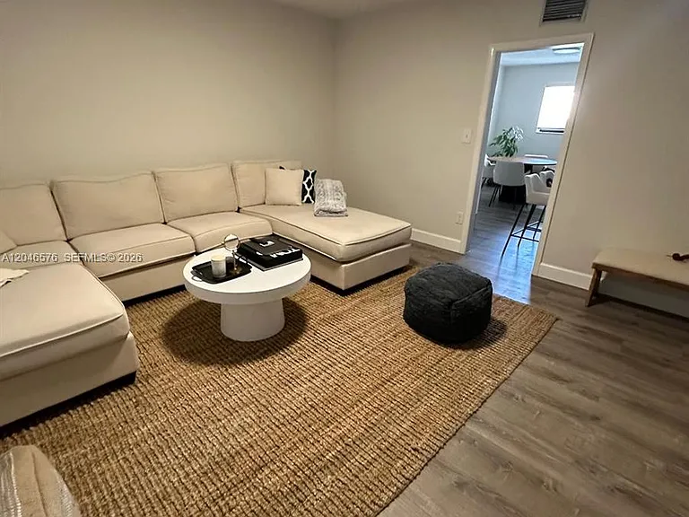 6805 SW 88th St #8 — Photo 3