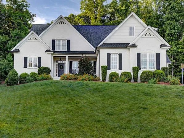 1192 Downing Creek Ct, Winston Salem, NC 27106