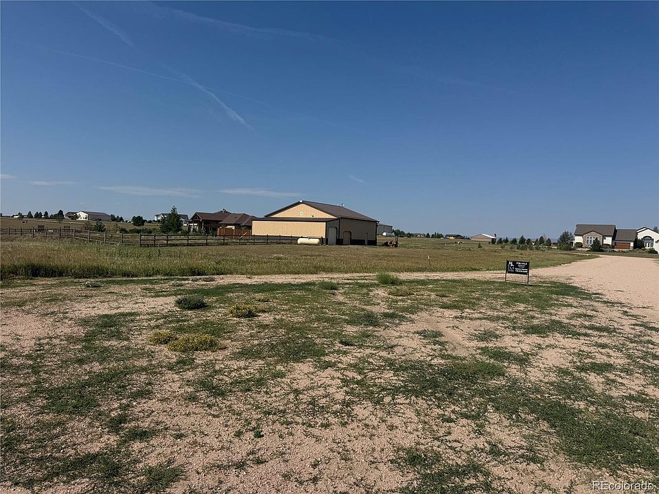 2nd image of 1496 Ridge Terrace