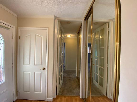3rd image of 5413 Parkville Ct