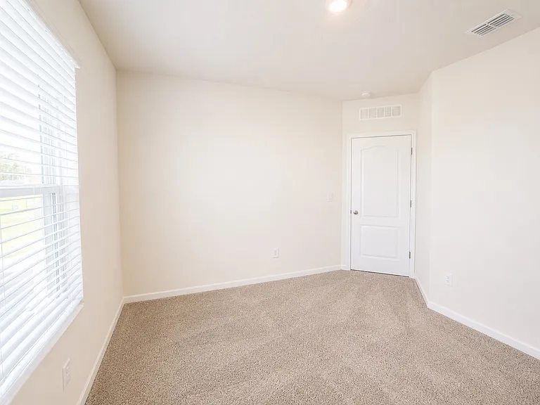 2712 Golden Trout Ln #2712 — Photo 14