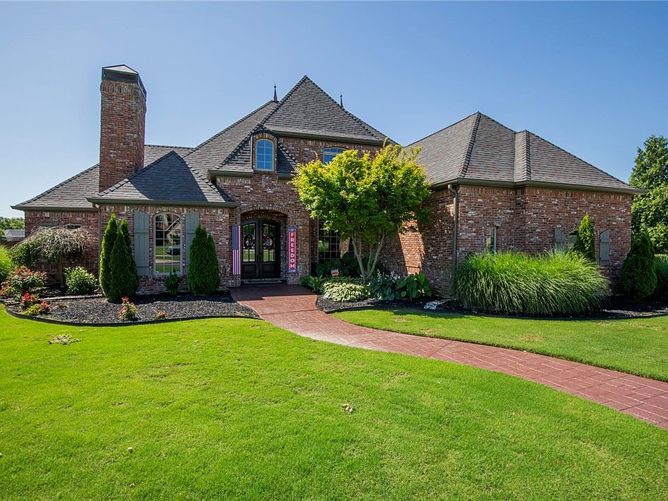 1st image of 10924 Hearthstone Ln