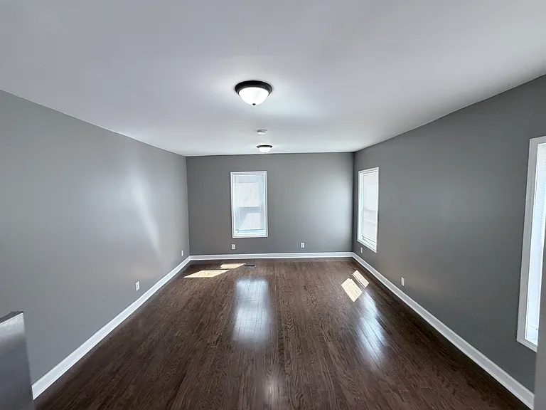 4921 Eastern Ave #4921 — Photo 6