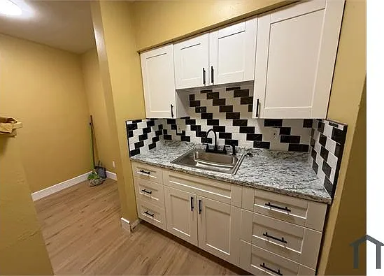 670 NE 122nd St #3 — Photo 6