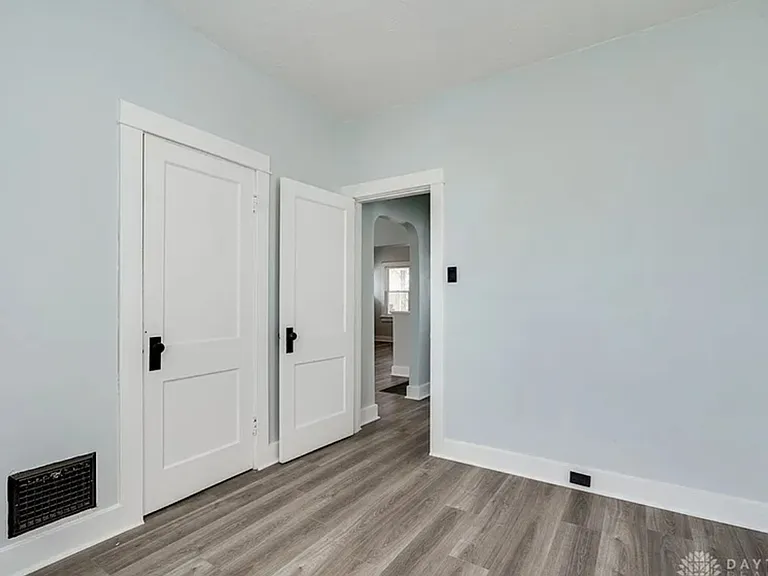 416 Geneva Rd — Photo 14