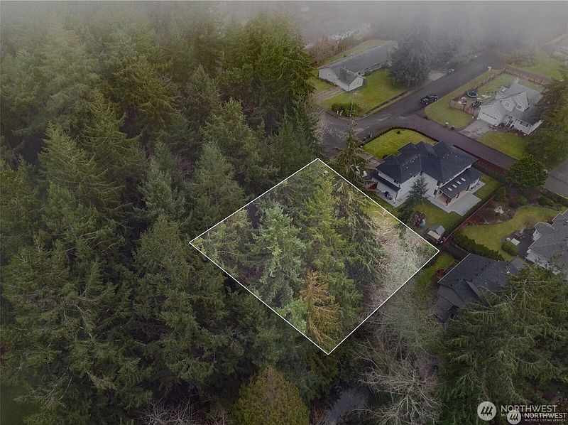 4th image of 2514 Shepard Street