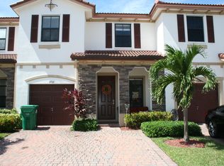 7152 SW 163rd Pl, Miami, FL 33193