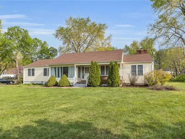 1000 E Mechanic St, Harrisonville, MO 64701