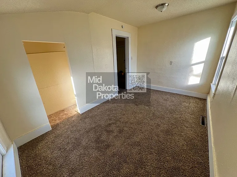 515 E Hanson Ave — Photo 15