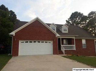 38 Greenwood Dr, Scottsboro, AL 35769