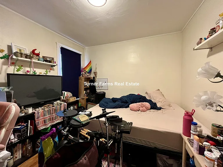 39 Waterhouse St #2A — Photo 11