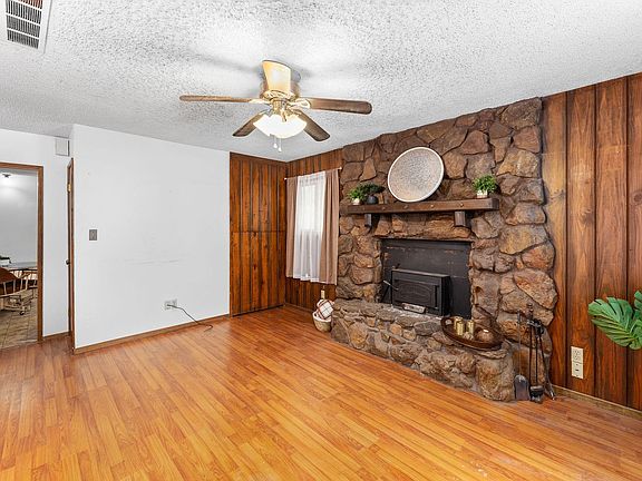 5th image of 1527 E 6th Ave