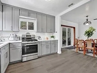 9021 SW 197th St Photo 1
