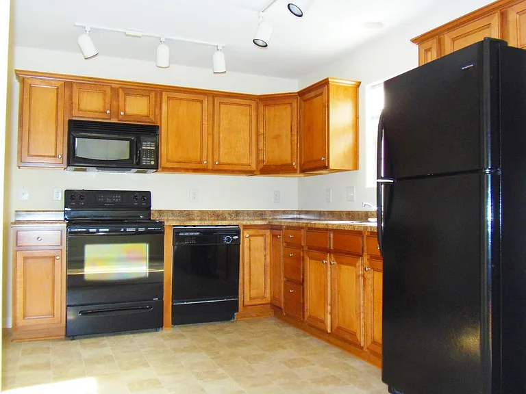 2536 Sun Seeker Ct — Photo 6