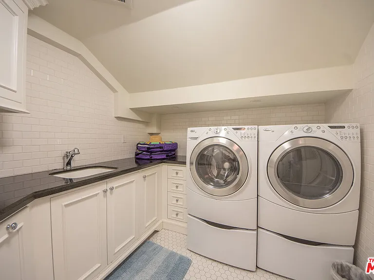 30760 Broad Beach Rd — Photo 30