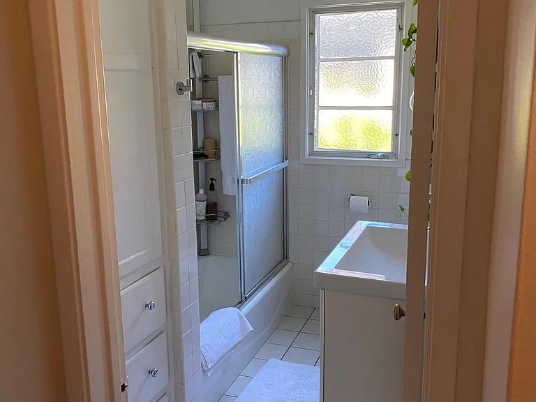 Bathroom Shower/Tub. Full Linen Closet + Drawers