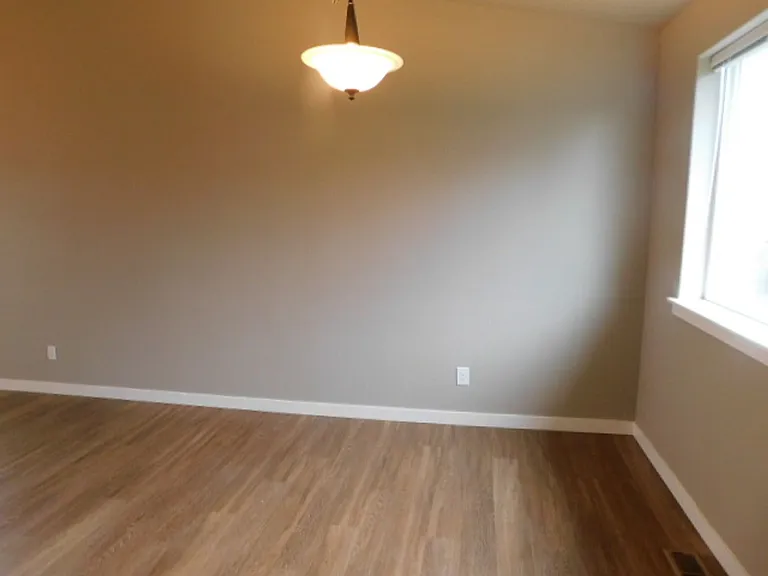 297 Helton Way SE — Photo 5