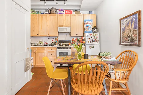 Rented by Triplemint | media 18