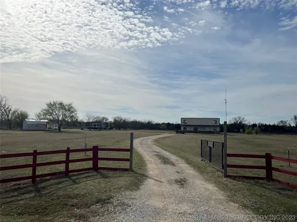 214 Shawn Ln, Calera, OK 74730