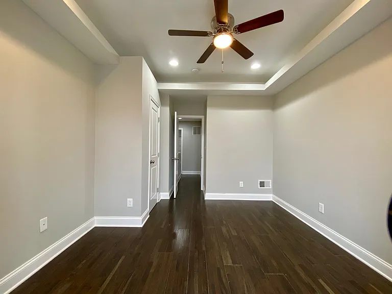 304 S Conkling St — Photo 16