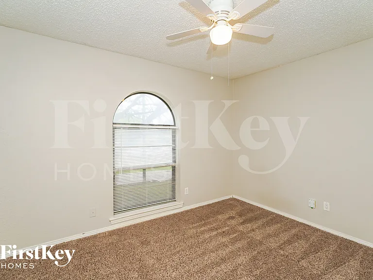 3417 Willowcrest Dr — Photo 16
