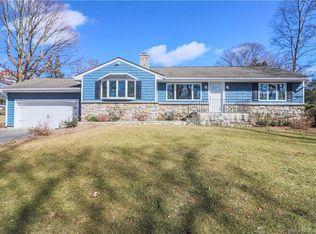 28 Rampart Rd, Norwalk, CT 06854