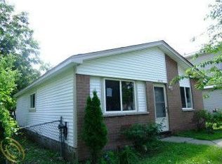 16109 Jackson St, Taylor, MI