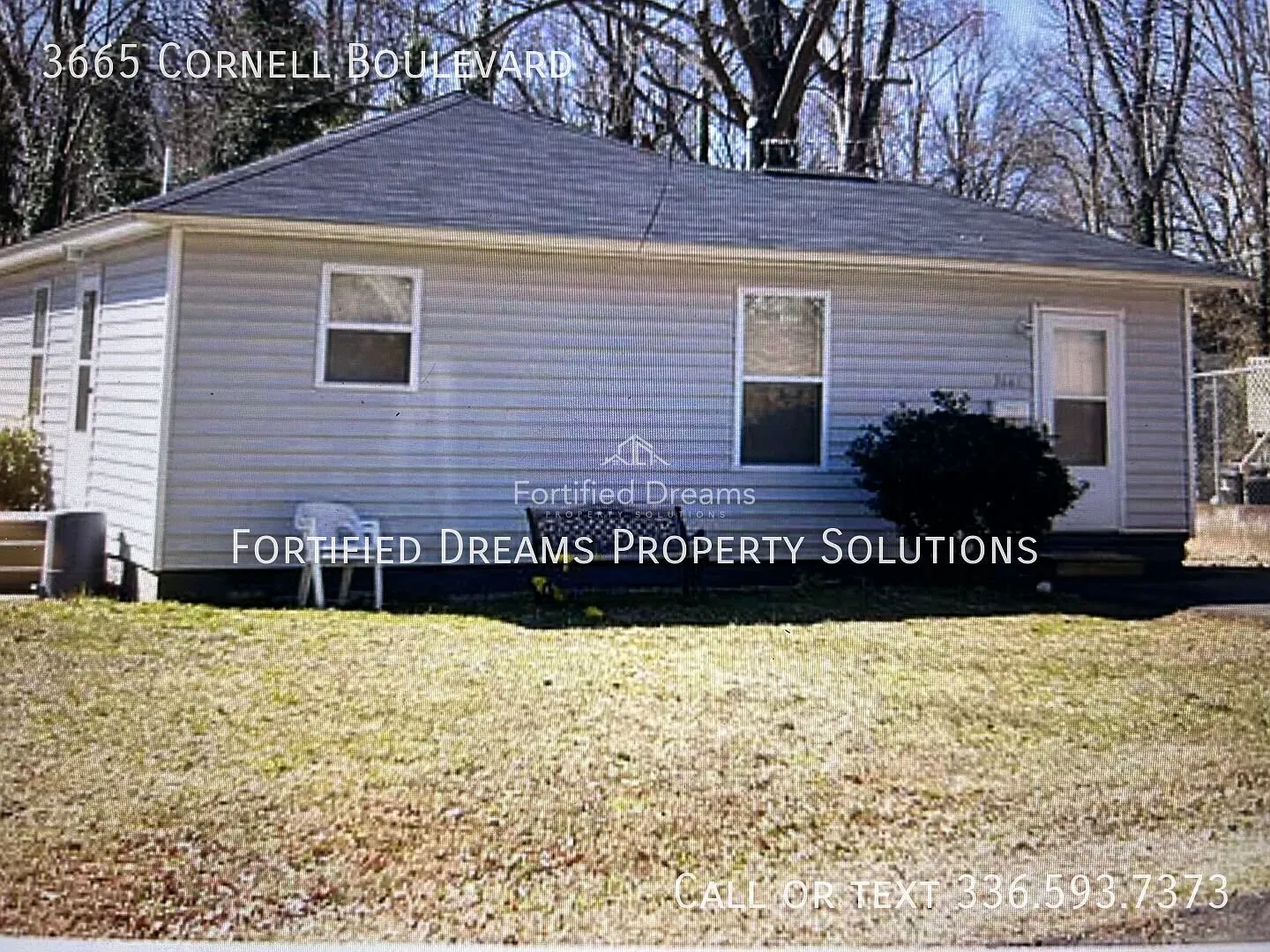 Charming Single-Family Home Accepting Vouchers!! — Photo 1