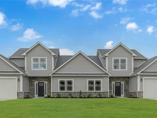 101 Baker Ln, Beaver, PA 15009