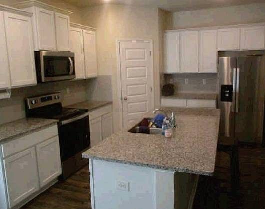2nd image of 11898 Lovejoy Crossing Blvd