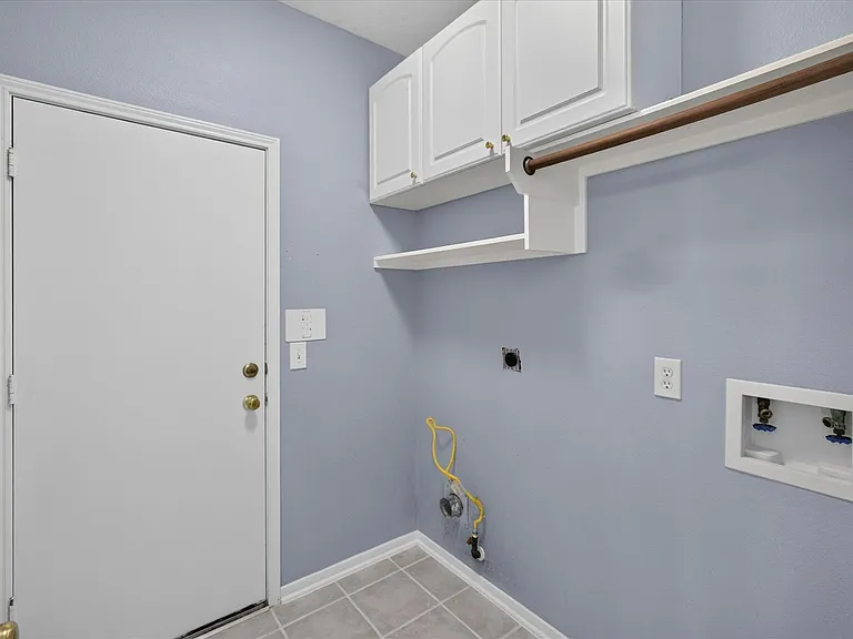 26 Millport Dr — Photo 26