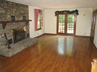 2nd image of 111 Milton Rd