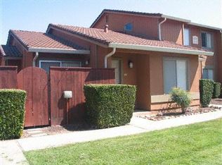 4012 Elmo Loop APT B, Modesto, CA 95356