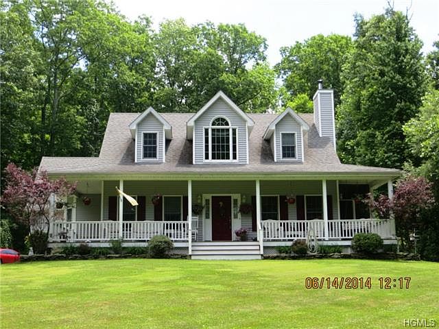 1st image of 11 Arcadia Dr