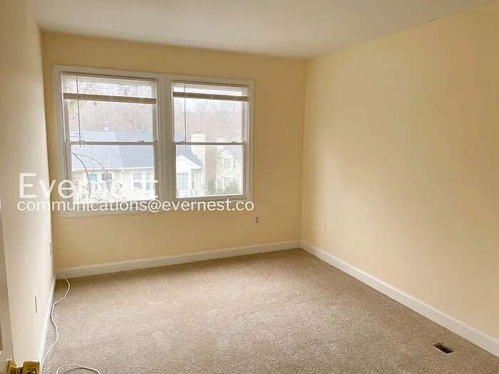 12135 Salemtown Dr — Photo 12