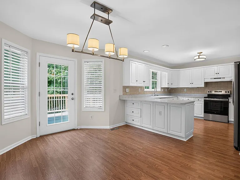 20787 Red Rose Ct — Photo 4