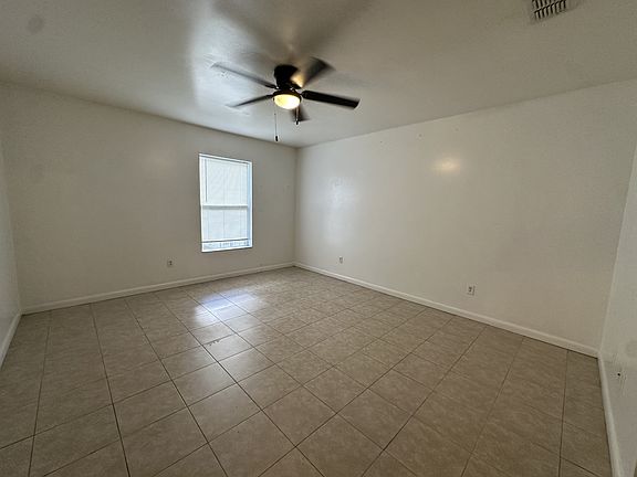 5th image of 125 E Jackson Ave #1