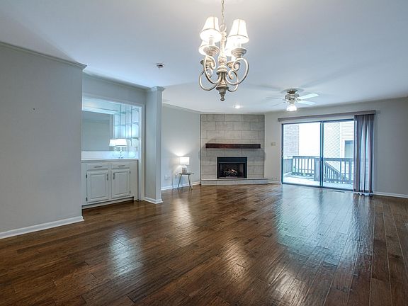3rd image of 2824 Foxcroft Rd APT 63