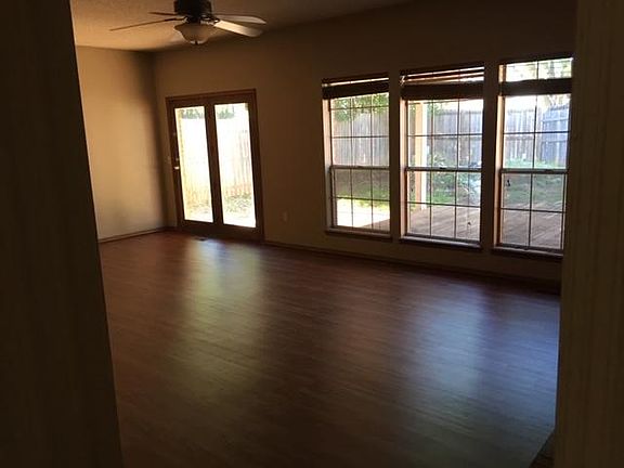 4th image of 6325 Westpark Dr
