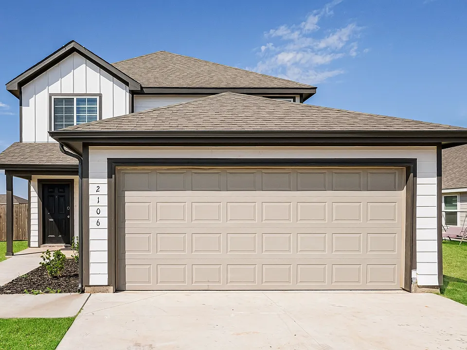 2106 Crimson Lake Blvd