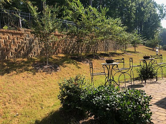 3rd image of 111 Elk Shoal Ln