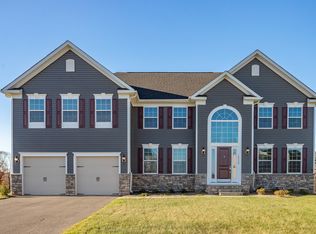 10132 Premier St, Fredericksburg, VA 22408