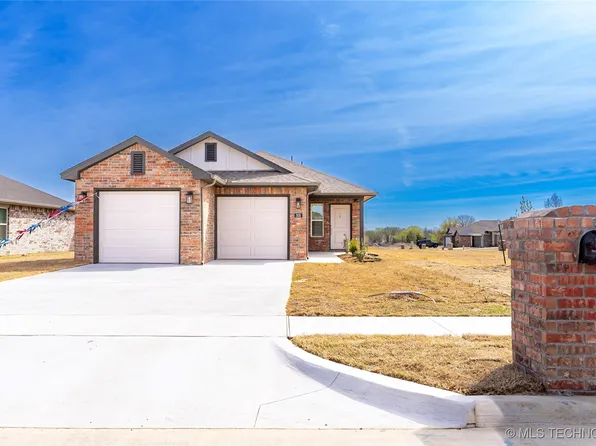 305 S 26th St, Collinsville, OK 74021